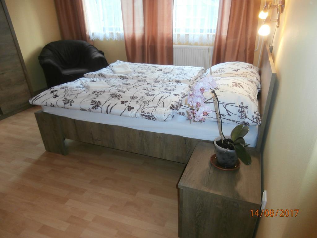 Apartman Aya ยาโนฟ นาด นีโซว์ ภายนอก รูปภาพ
